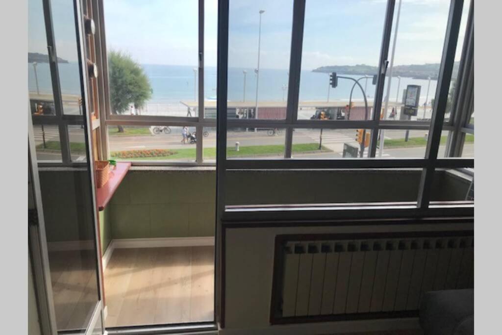 Fantastico Piso En Primera Linea De Playa Gijón Eksteriør bilde